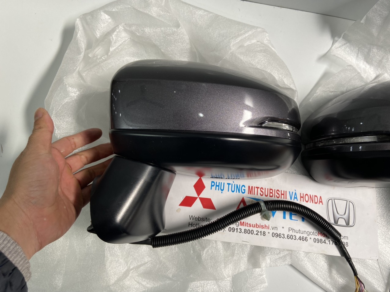 Gương chiếu hậu bên lái xe Honda JAZZ